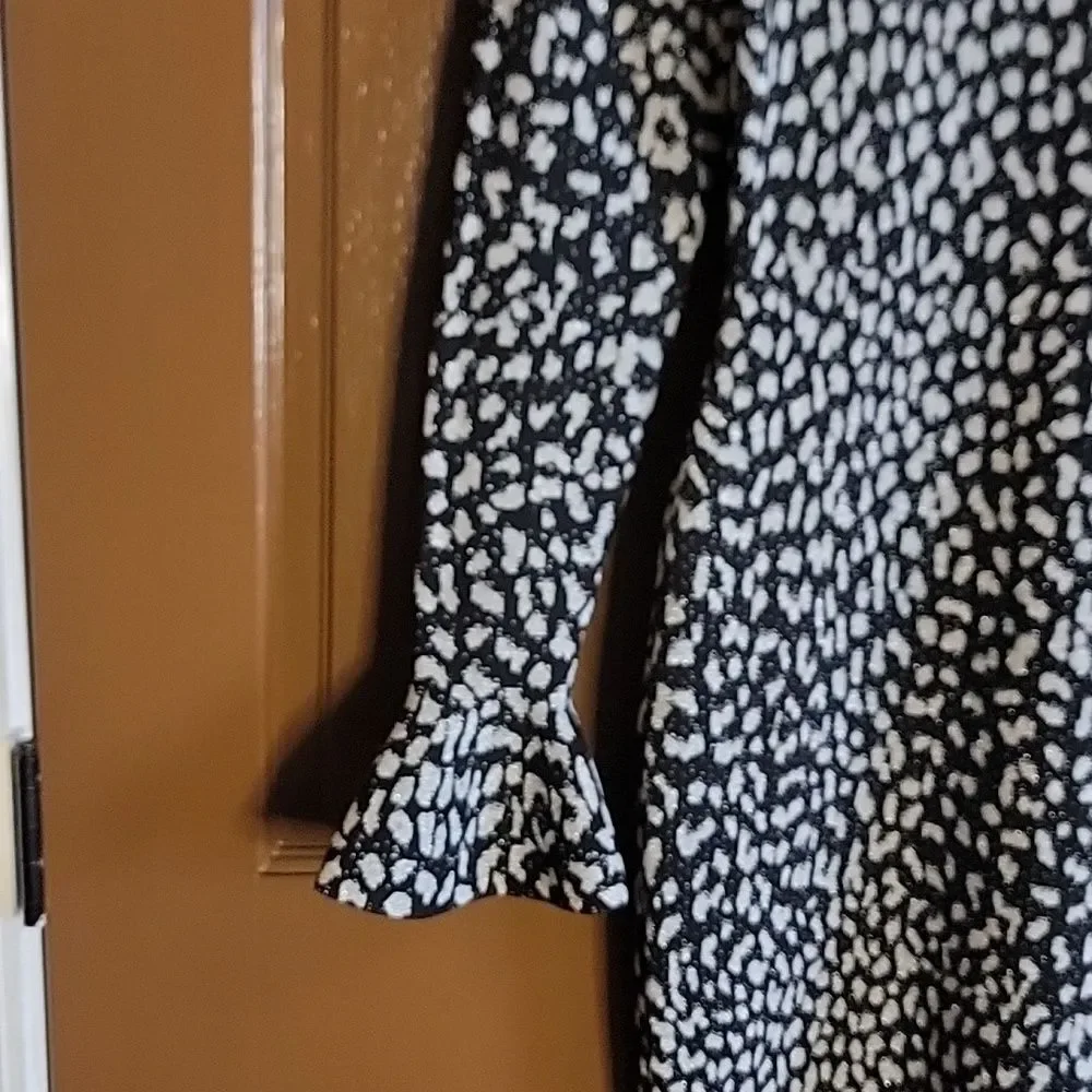 Michael Kors-Shimmery blk/gray animal print dress with bell sleeves Size XS.